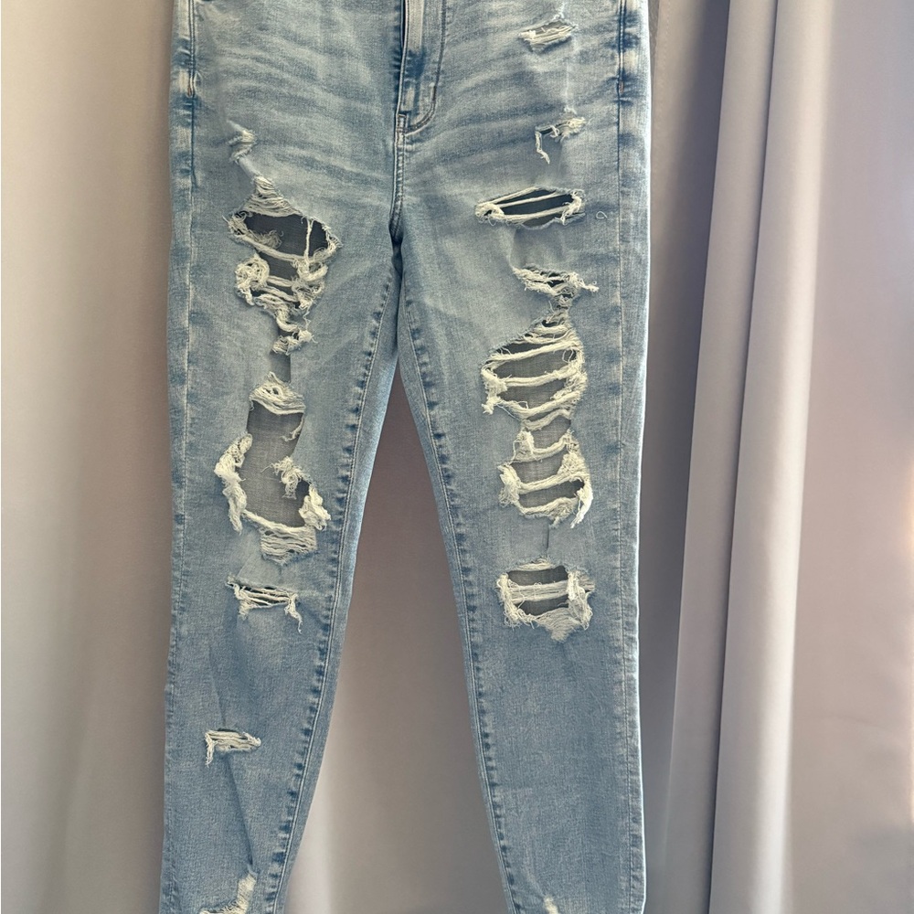 American Eagle Outfitters Light Blue Distressed Jeggings